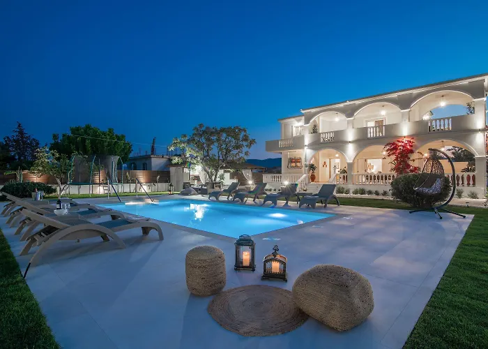La Casa Di Nina - Villa With Private Pool, By Zantewize